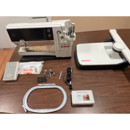 Certified Pre-Owned Bernina 830 - Image 8