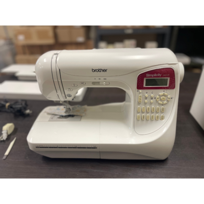 Pre-owned Brother Simplicity SB3129 Machine only