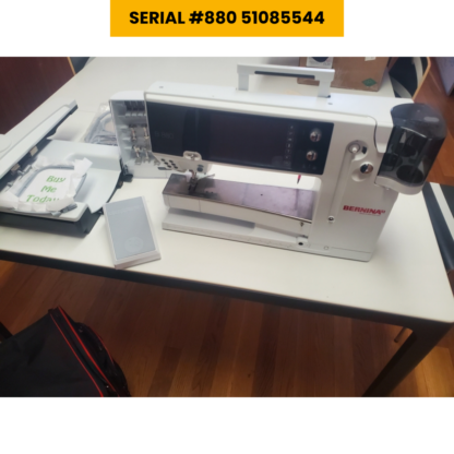 Certified Pre-Owned Bernina 880 - Image 9