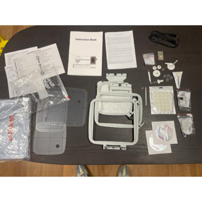 Pre-owned Janome Memory Craft 550E Accessories